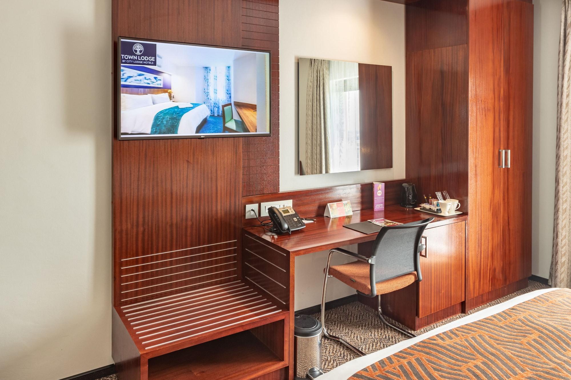 City Lodge Hotel At Or Tambo International Airport Kempton Park Esterno foto